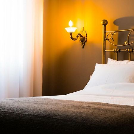Ch Adrianou Suites Athen Exterior foto